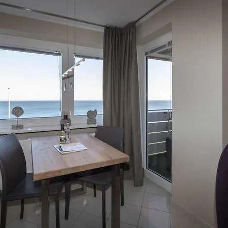 Bi Fueuertoorm Hörnum